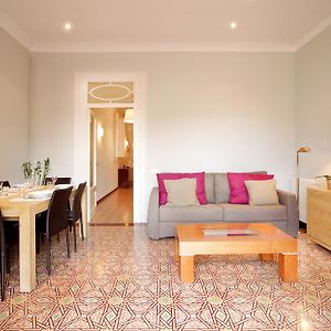 Apartamento Grande de 2 Dormitorios